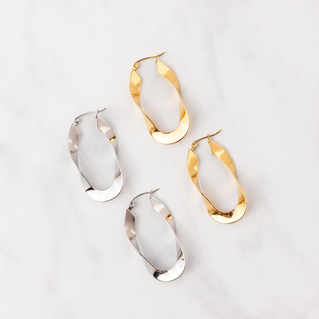 Jenna Wavy Hoops