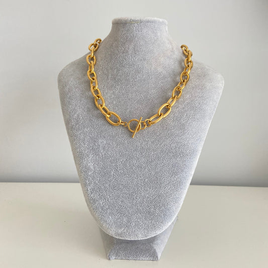 Leia T-Bar Chain Necklace